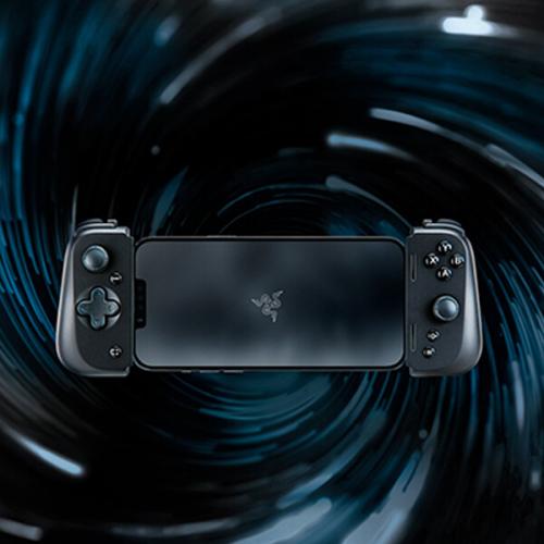 Razer Kishi V2 Universal Gaming Controller For iPhone hover view